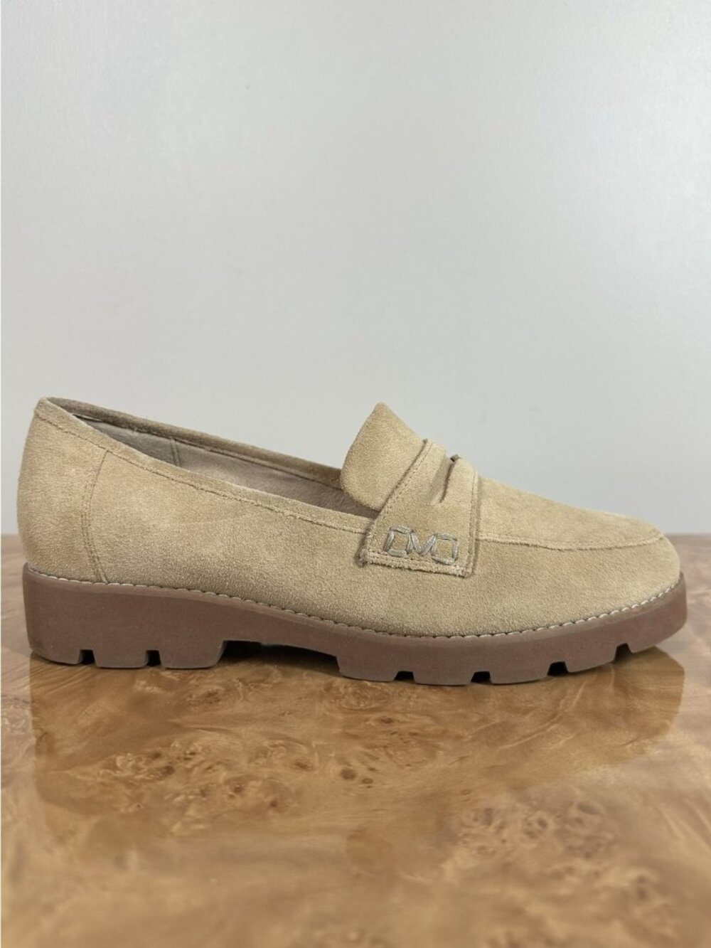 Vionic Cheryl II Sand Suede Penny Loafers EU 42 Lug Sole Shoes